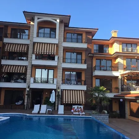 Apartment Boulevard Sea